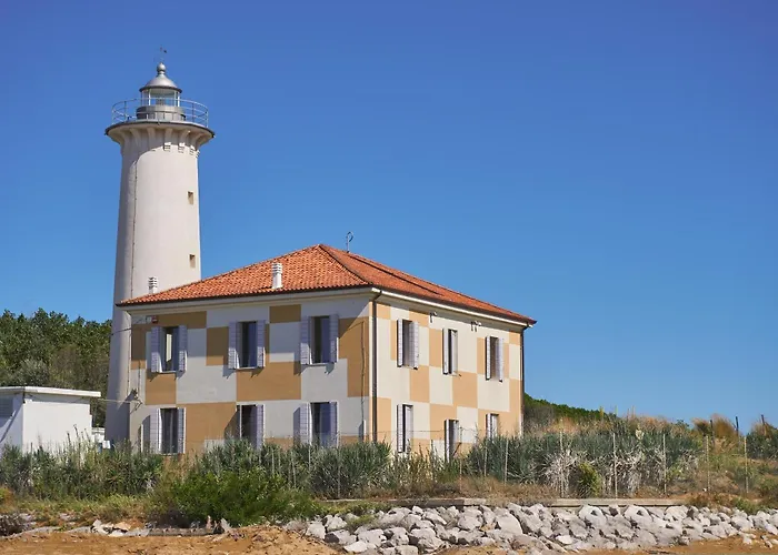 Апартаменты Beautiful In A Seafront Building Бибионе